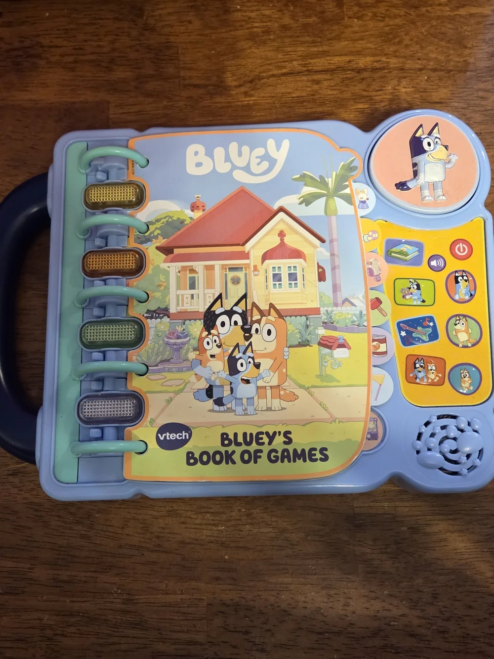 VTech Bluey’s Book of Games - Light Blue Interactive Learning Toy